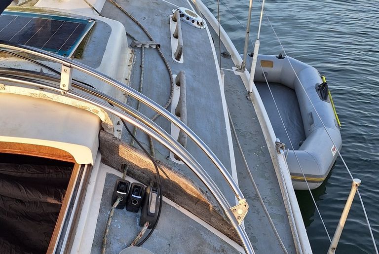 Free Bayliner Classic 22