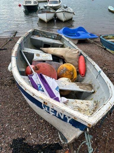 Biggish Rowing boat